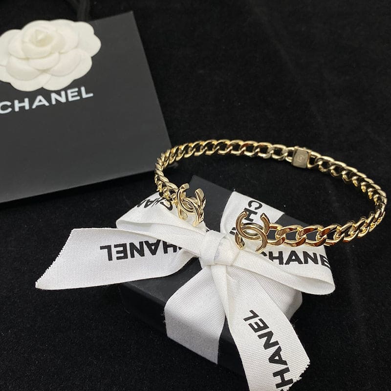 Chanel Interlocking Cuff Logo Choker 18K Gold Necklace