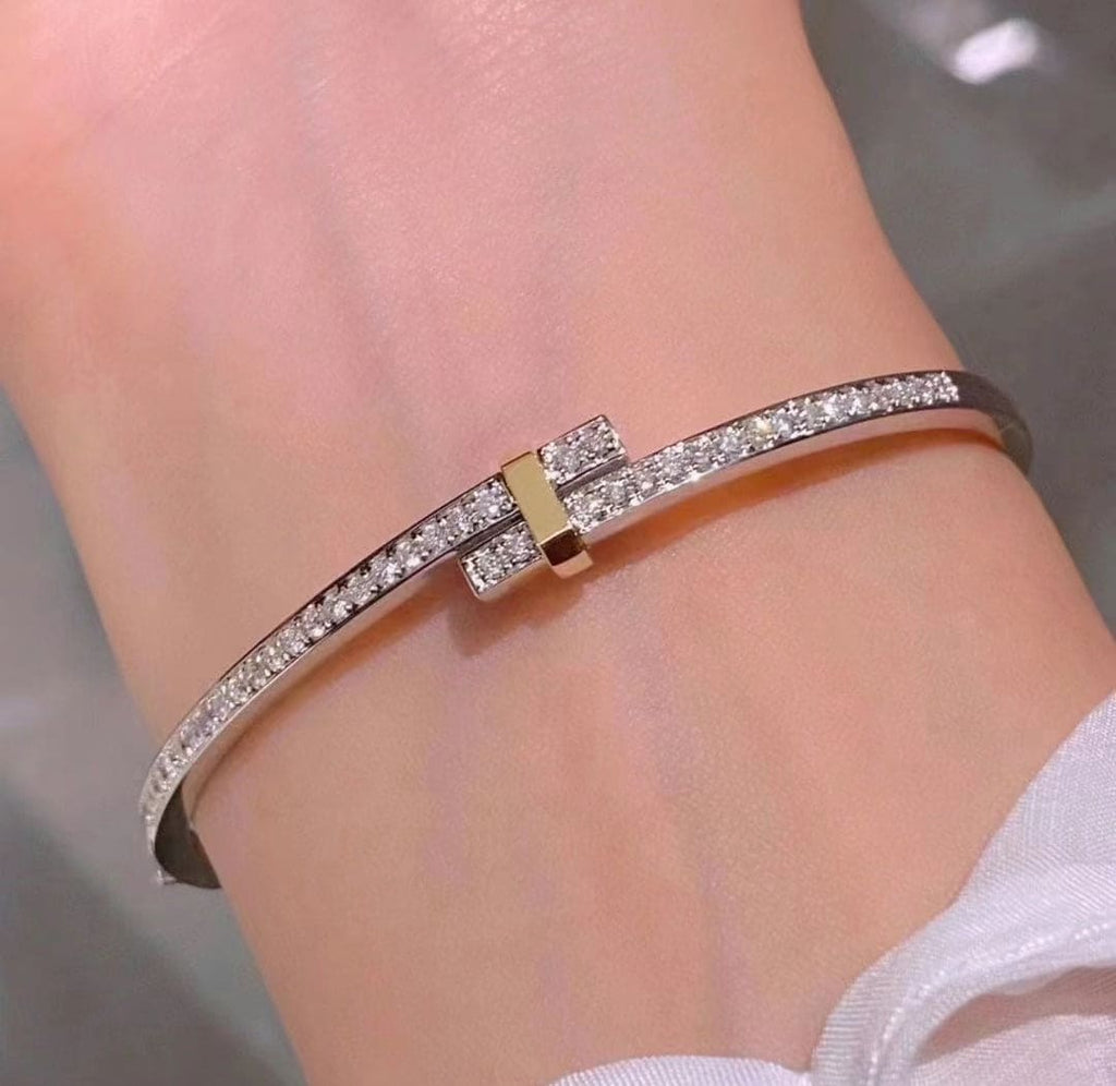 Tiffany Edge Hinged Bypass Bangle 18K Gold Bracelet