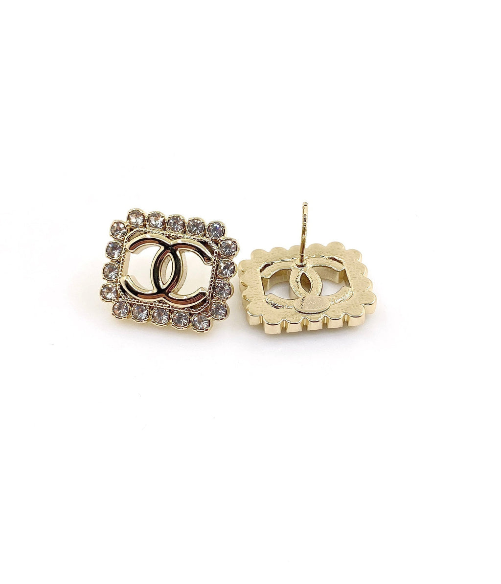 Chanel Square Pearls 18K Gold Earrings