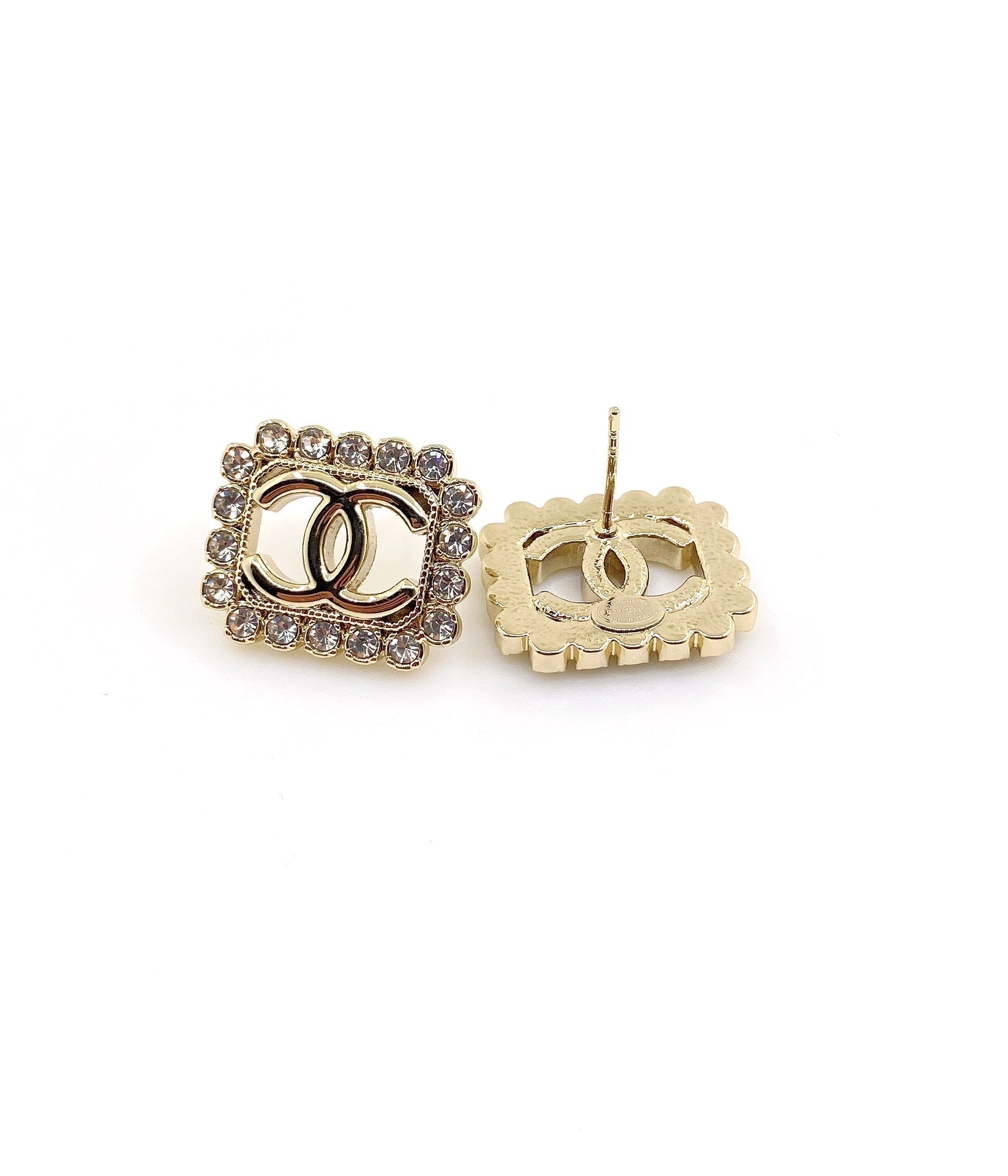 Chanel Square Pearls 18K Gold Earrings