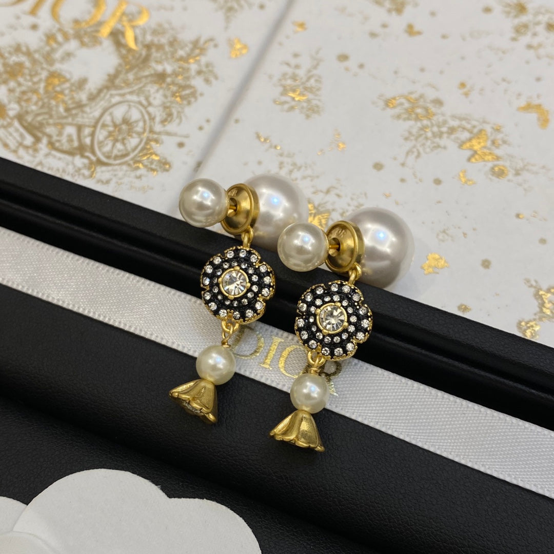 Dior Tribales 18K Gold Earrings