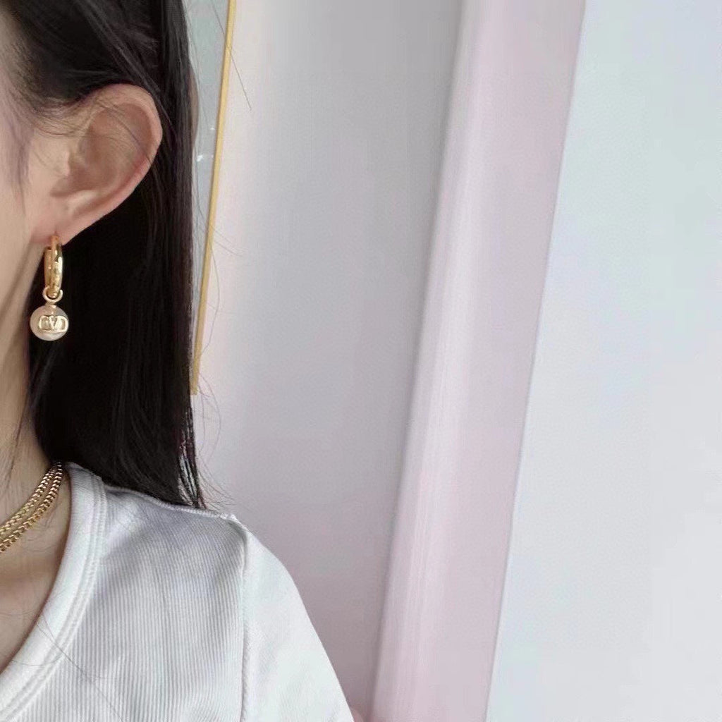Valentino Pearl 18K Gold Earrings