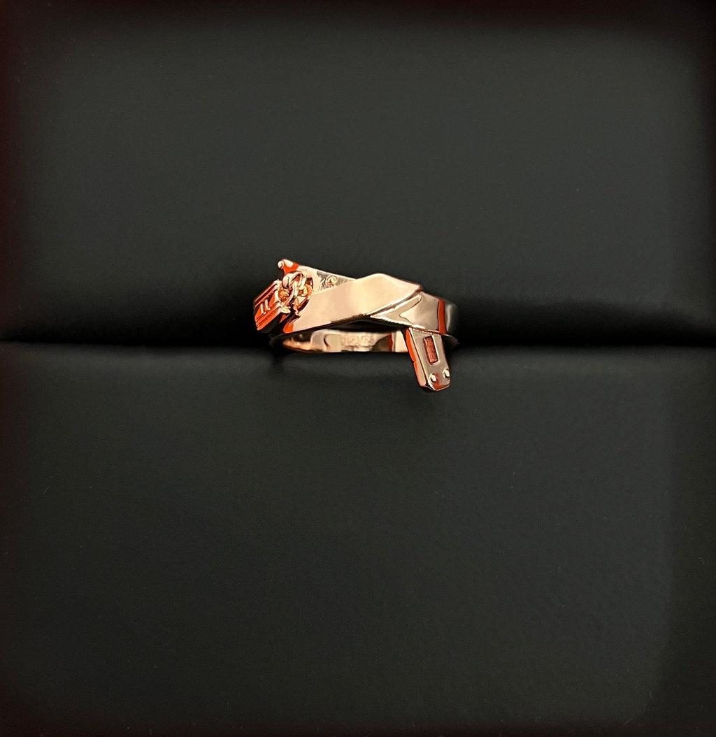 Hermes Kelly Gavroche 18K Gold Ring