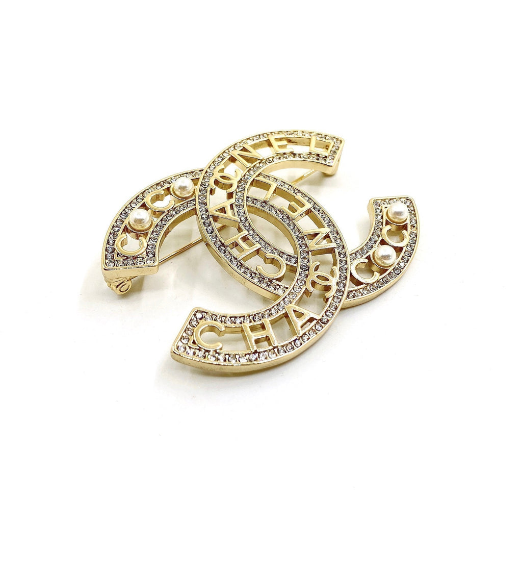 Chanel Script Diamonds 18K Gold Brooch