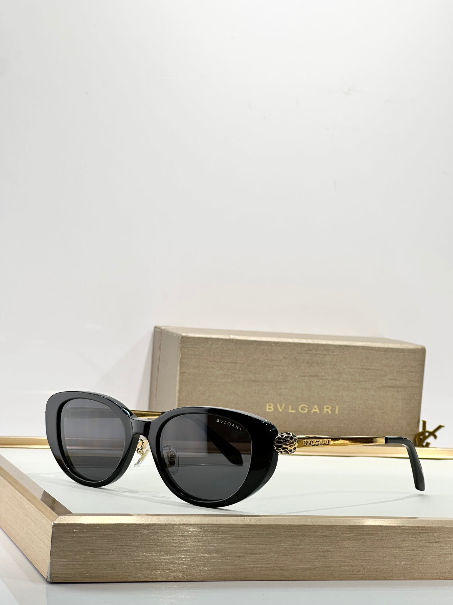 Bvlgari BV40067I Sunglasses